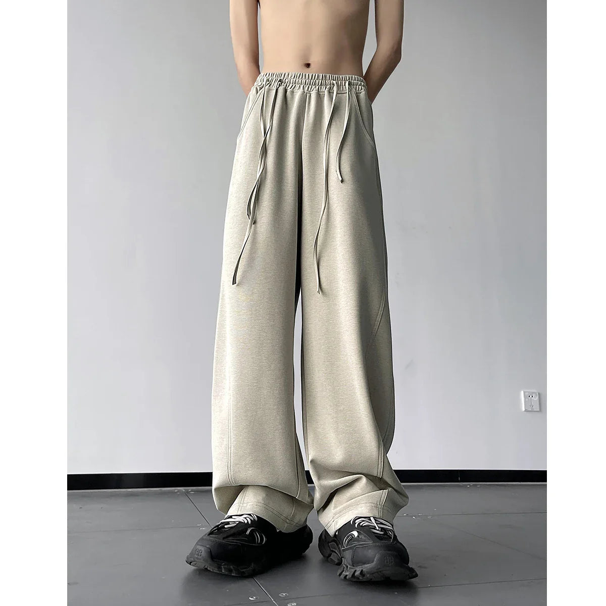 Men's Drawstring Design Waist Wide Leg Sports Casual Pants Oversized Pink Color Sweatpants Elastic Waist Loose Trousers