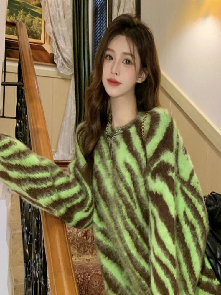 Hnewly Women's Clothes Sweater Loose Korean Fashion Leisure Green Crew Neck Tiger Stripes Pullover Long Sleeves Knitting Autumn Tops