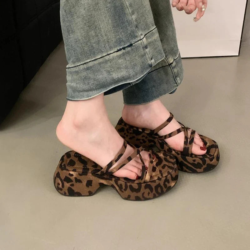 xsrrr 2024 New Summer Women Slipper Fashion  Ladies Elegant Slides Shoes Open Toe Slip On Outdoor Sandal Shoes