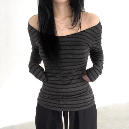 Hnewly Y2K Grunge Emo 00s Vintage T-Shirt Black Grey Striped Off Shoulder Long Sleeve Jumper Top Chic Women Autumn Retro Goth Tee Shirt