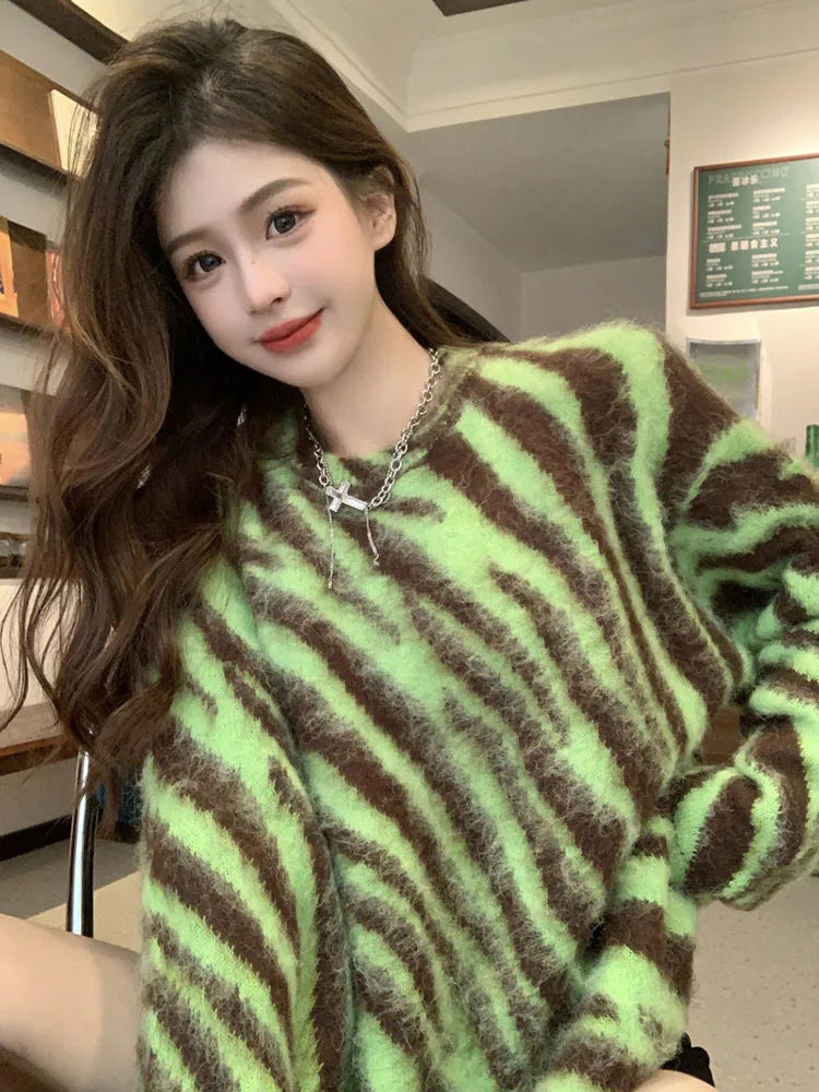 Hnewly Women's Clothes Sweater Loose Korean Fashion Leisure Green Crew Neck Tiger Stripes Pullover Long Sleeves Knitting Autumn Tops