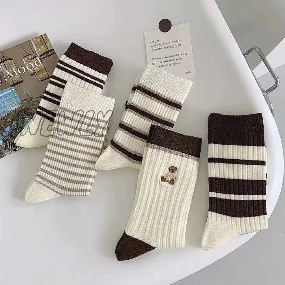 xsrrr 5Pairs/Set Autumn Winter Striped Cotton Socks Women Retro Korean Cartoon Bear Middle Tube Socks Casual Sports Indoor Sock Sokken