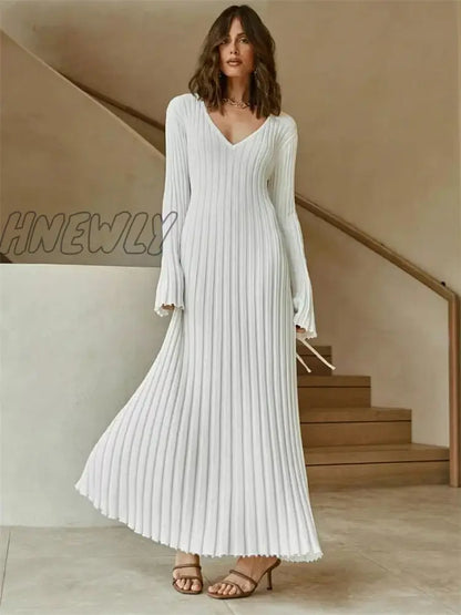 Hnewly Autumn New V-Neck Knit Maxi Dress Women Ribbed Elegant Long Sleeve Streetwear High Waist Pleated Dresses Ladies Knitwear