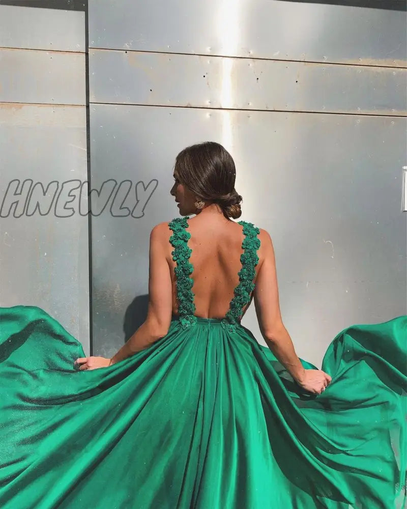 xsrrr Fashion Autumn Sleeveless Green A Line Sexy Backless Prom Dresses Women Elegant Full Length Vestidos De Noche Evening Robes Valentines Day