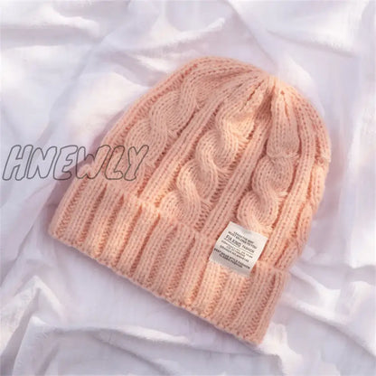 Hnewly New Solid Women Wool Hat Autumn Winter Warm Ear Protection Female Knitted Hat Couple Fashion Leisure Beanie Knitted Caps