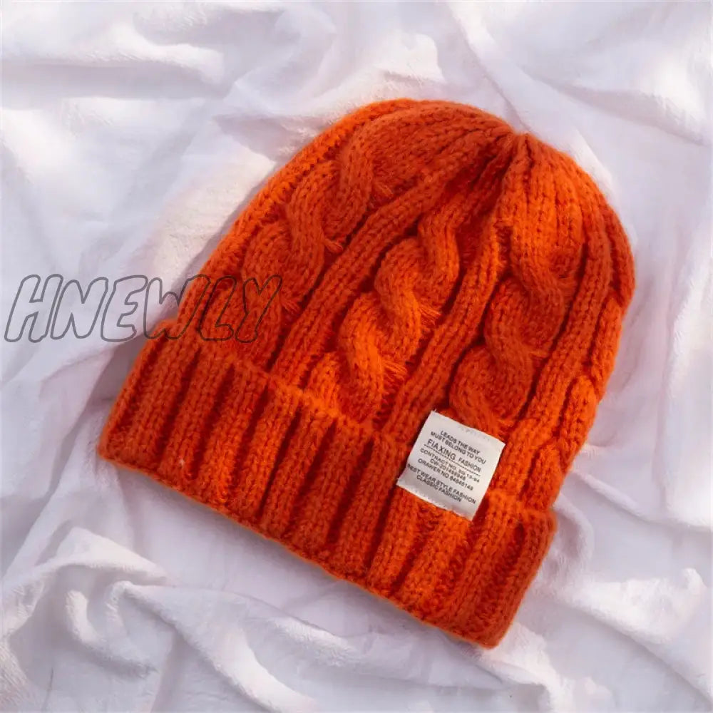 Hnewly New Solid Women Wool Hat Autumn Winter Warm Ear Protection Female Knitted Hat Couple Fashion Leisure Beanie Knitted Caps