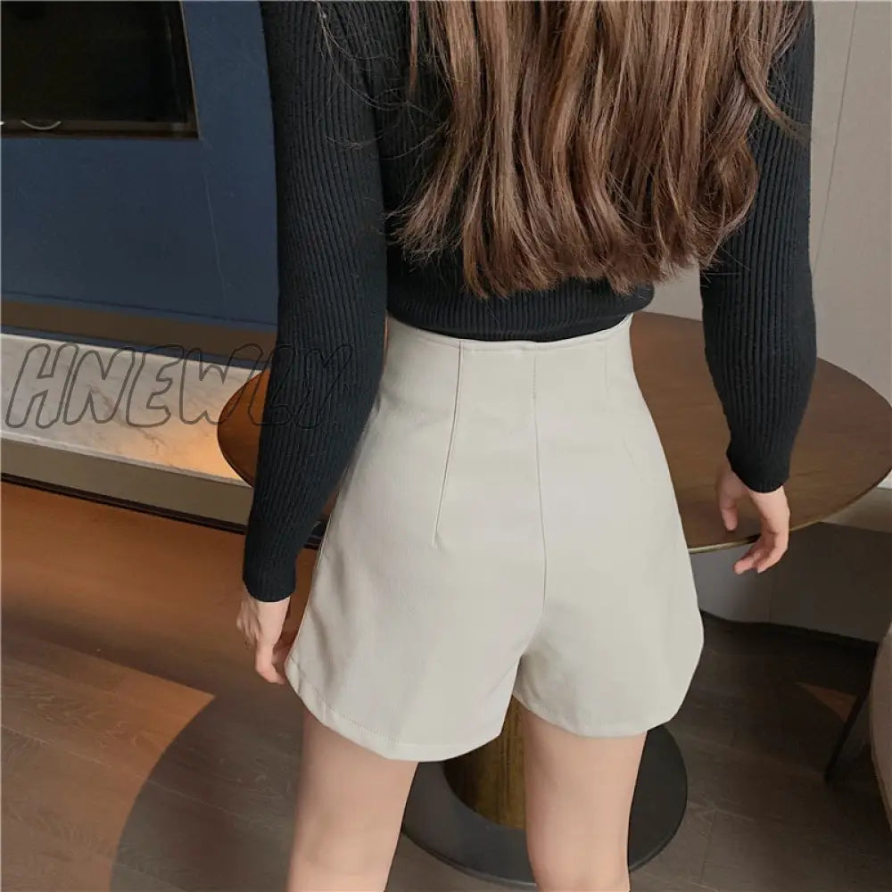 Spring Autumn PU Shorts Women Casual Loose High Waist Leather Shorts ies All Match Zipper Black White Wide leg Shorts